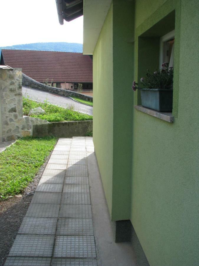 Apartma Juha - Breg pri Borovnici Luaran gambar